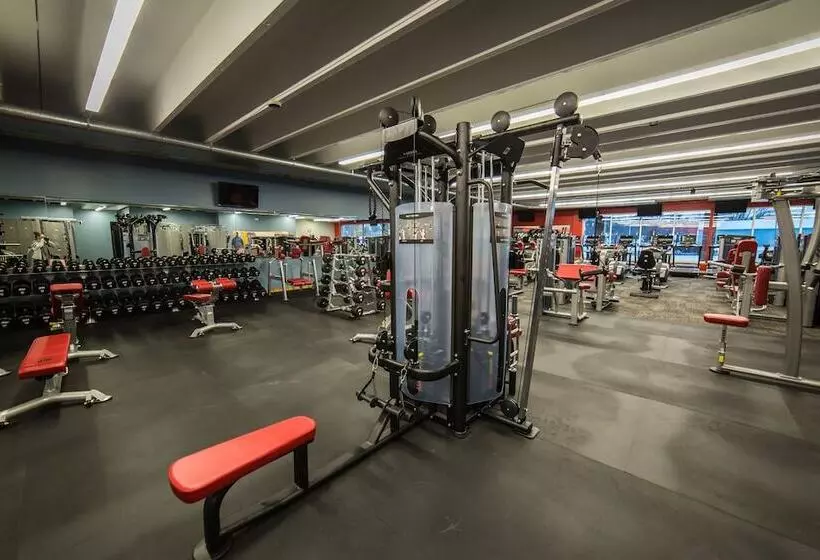 Microtel Inn And Suites Clear Lake