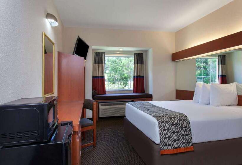 Microtel Inn And Suites By Wyndham Lady Lake/ The Villages