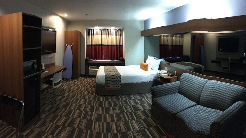 Microtel Inn & Suites By Wyndham Philadelphia Airport