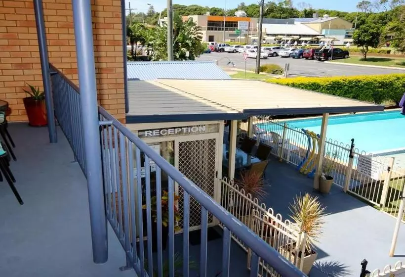 Beachlander Self Contained Holiday Apartments