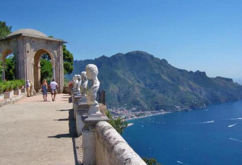 Bed and Breakfast Affittacamere Cecco Rooms