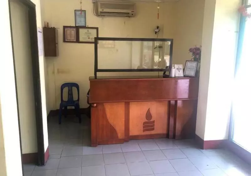 Hotelli Pelita Terang