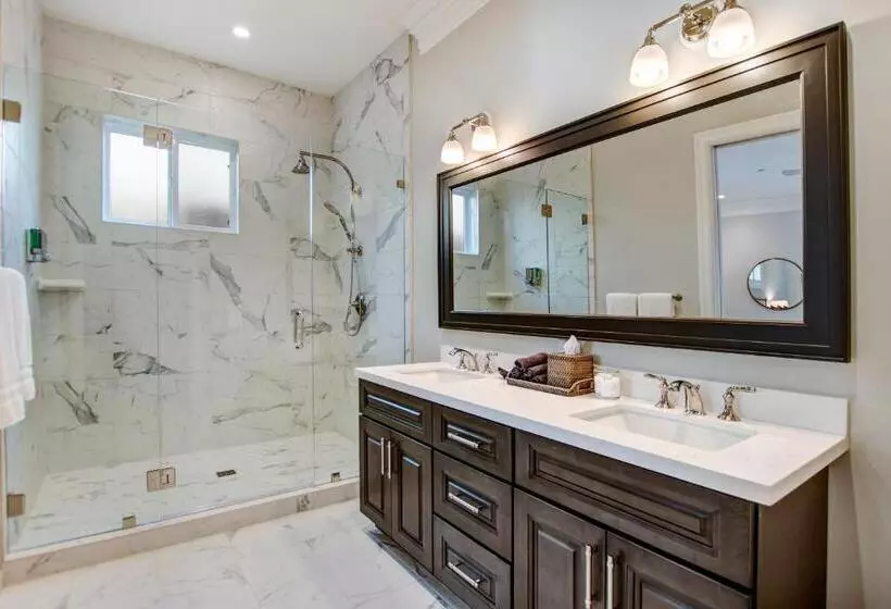 Hotelli Sonoma Bungalows