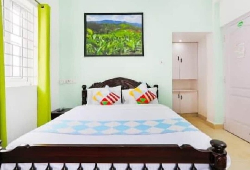 Отель Wonder Hill Residency