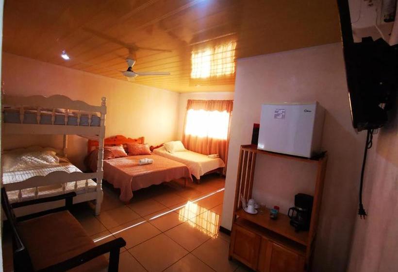 ホテル Y Restaurante El Teca