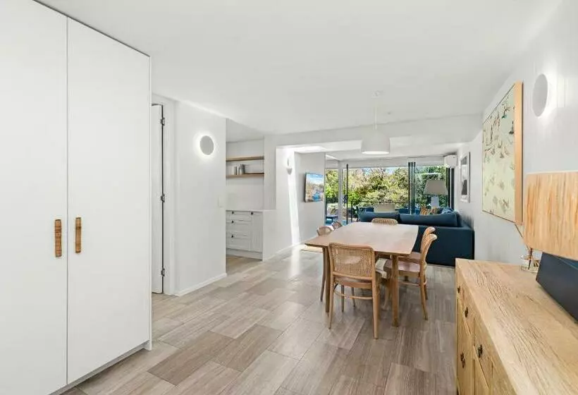 Jacaranda Noosa