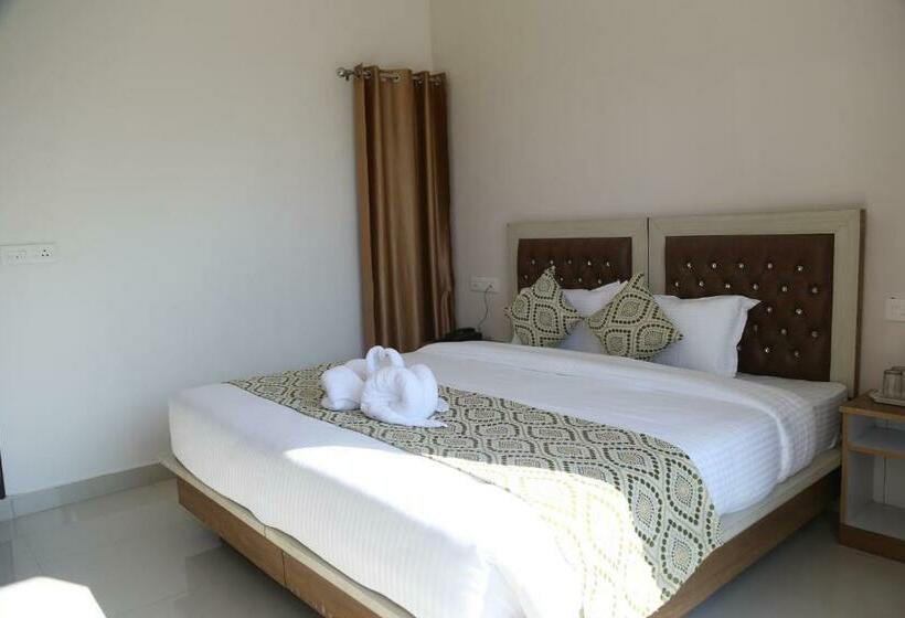 Mountain View Room By Yog Tapovan