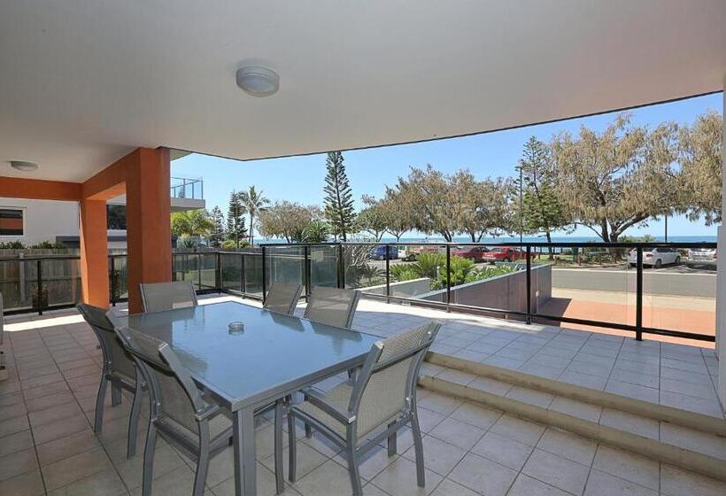 Pacific Reef By Kacys