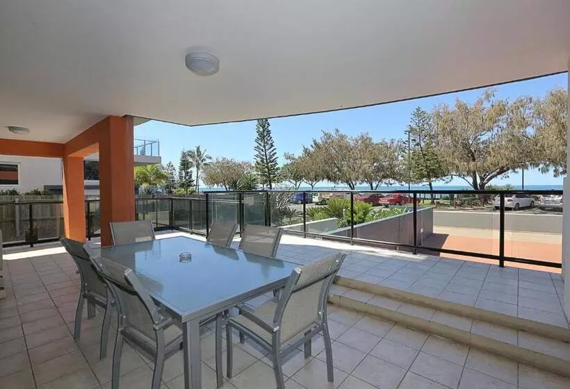 Pacific Reef By Kacys