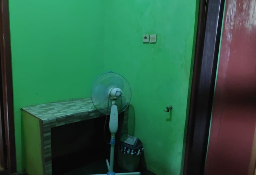 بنسيون Homestay Ngudi