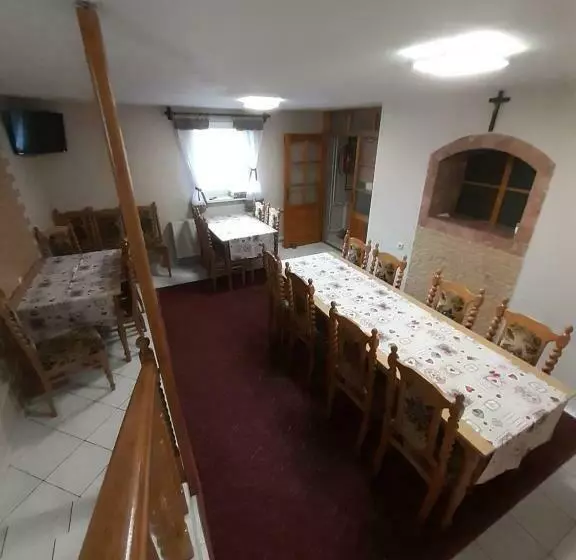 Majatalo Penzion Smrek