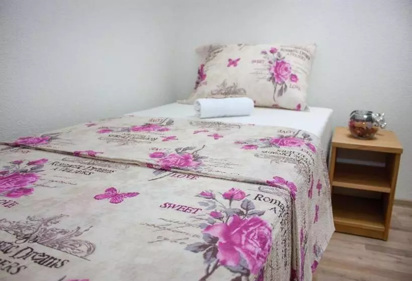 تختخواب و صبحانه Villa Maja