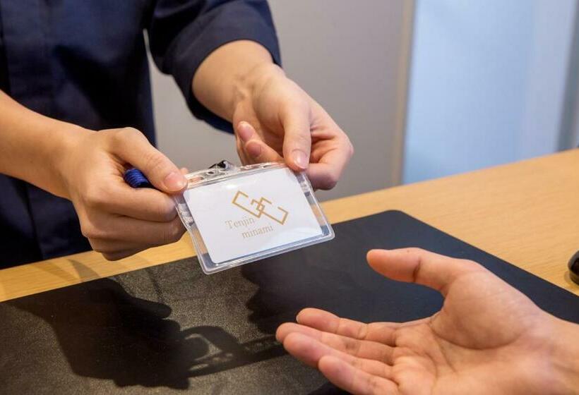 فنادق الكبسولة Grand Cabin Tenjin Minami