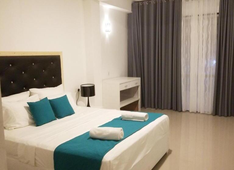 호텔 One World Mirissa