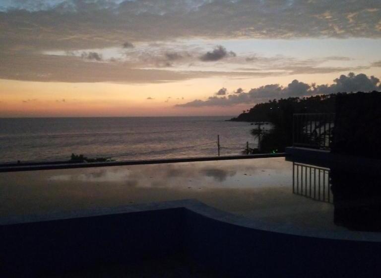 호텔 One World Mirissa