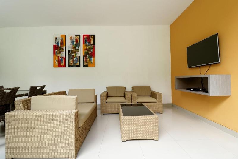 בית מלון כפרי Oyo 2693 The Ulun Kubu 4