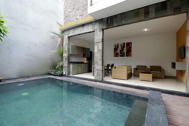 בית מלון כפרי Oyo 2693 The Ulun Kubu 4