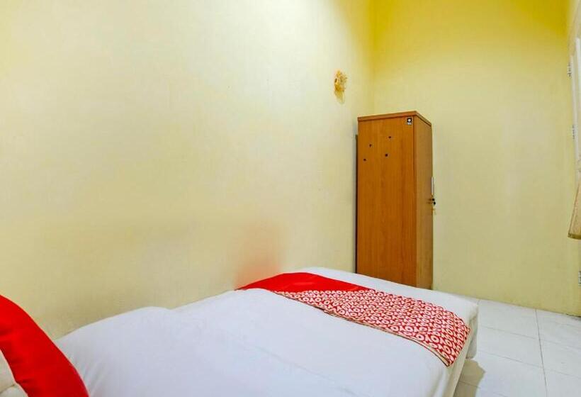 בית מלון כפרי Oyo 3189 Hsp Residence