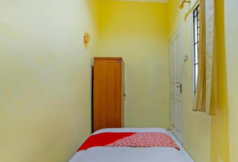 בית מלון כפרי Oyo 3189 Hsp Residence