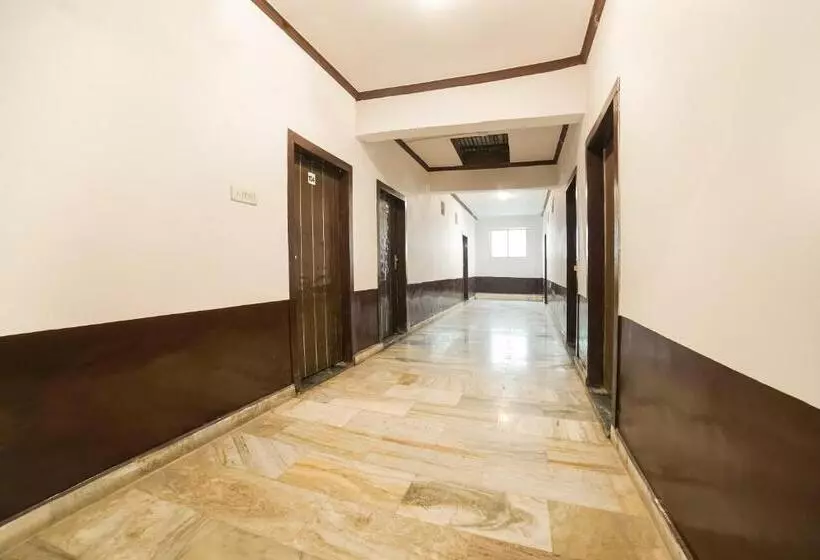 Hotelli Oyo 69147  Konark Inn