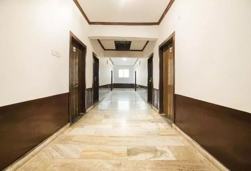 Hotelli Oyo 69147  Konark Inn