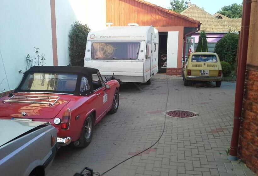 پانسیون Atia Residence