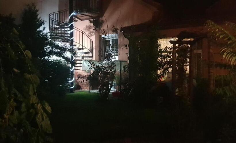 پانسیون Atia Residence