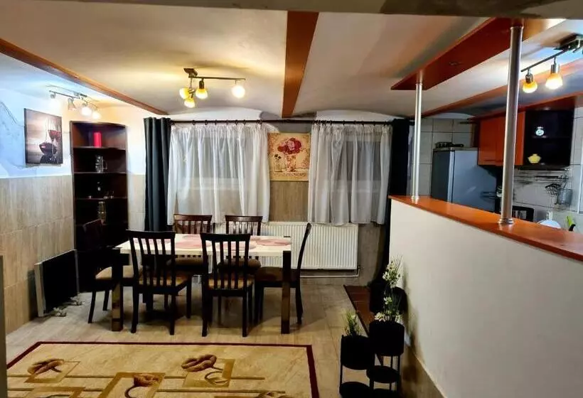 ペンション Atia Residence