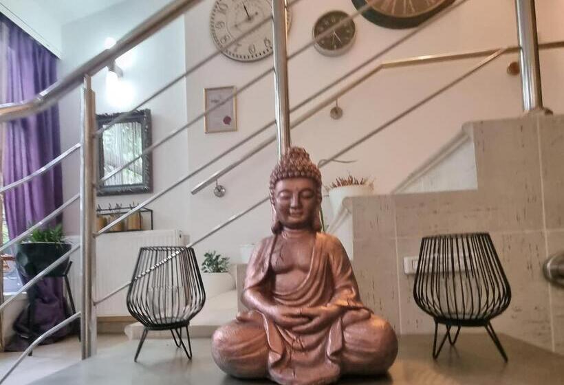 پانسیون Atia Residence