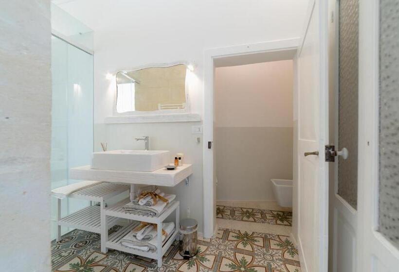 פנסיון Palazzo Virgintino Sassi Rooms