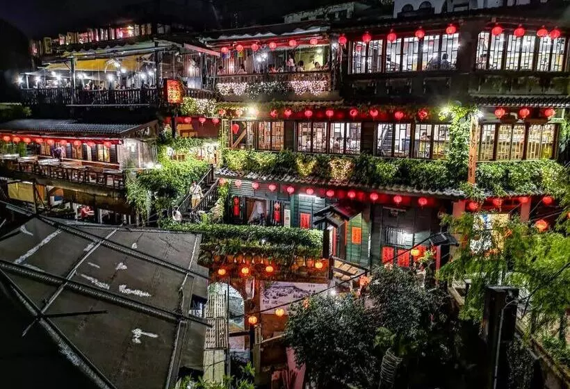 پانسیون Qu Hi Home Stay