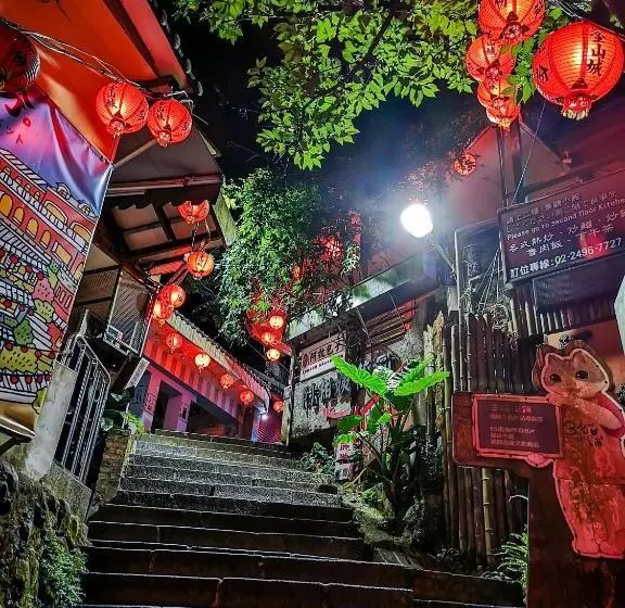 پانسیون Qu Hi Home Stay