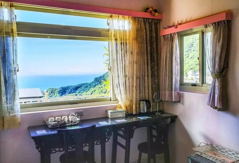 پانسیون Qu Hi Home Stay