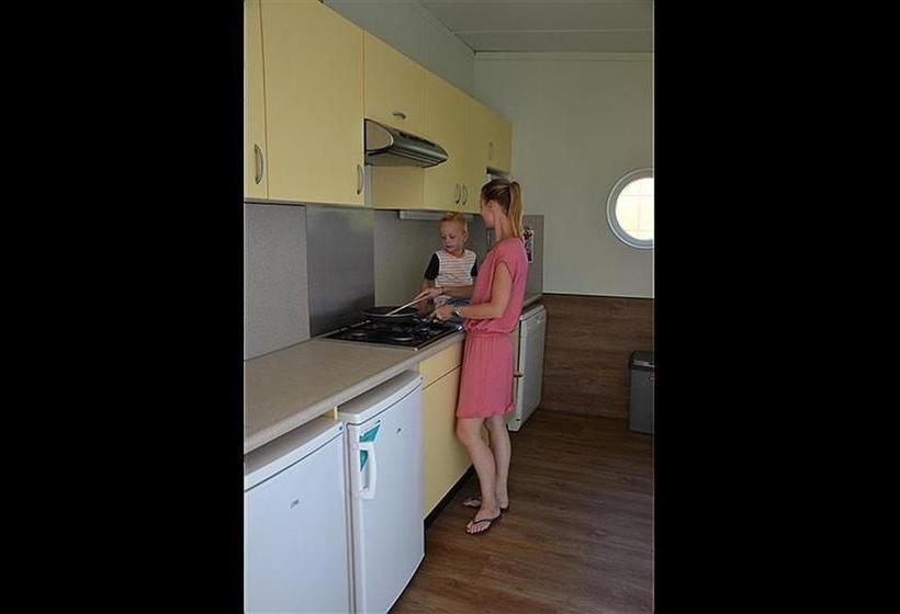 Resort Bungalow 14 Personen