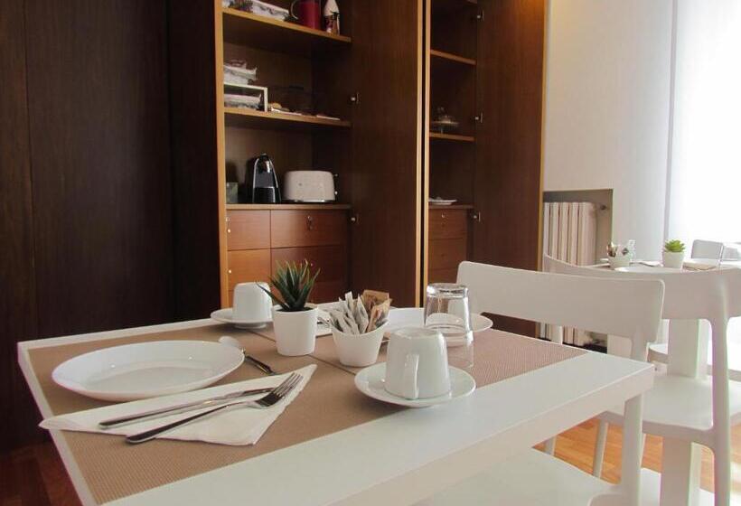 تختخواب و صبحانه Room 56   Le Dimore