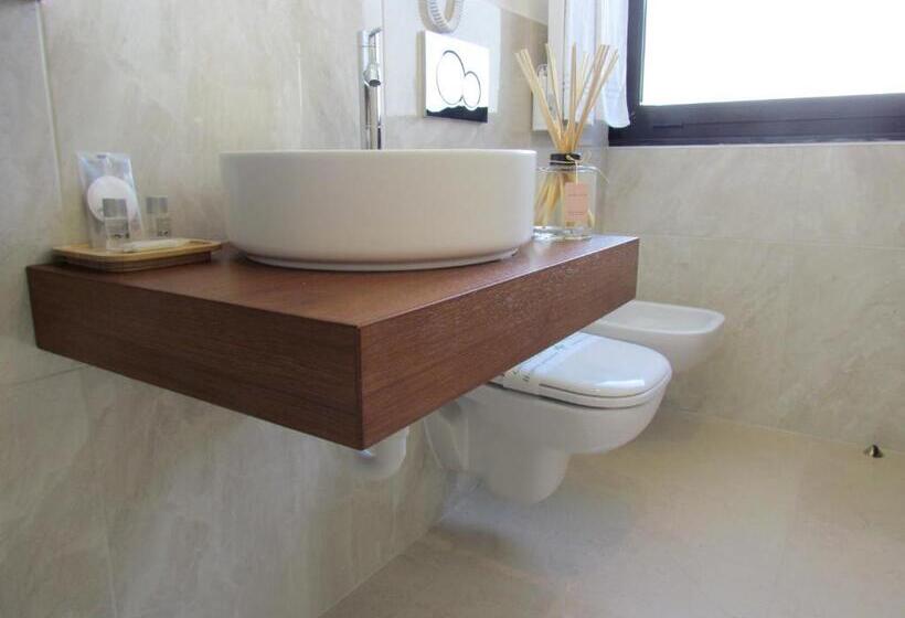 تختخواب و صبحانه Room 56   Le Dimore