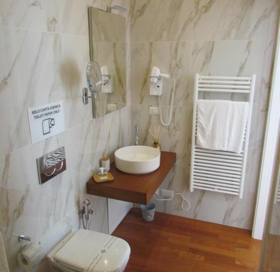 تختخواب و صبحانه Room 56   Le Dimore