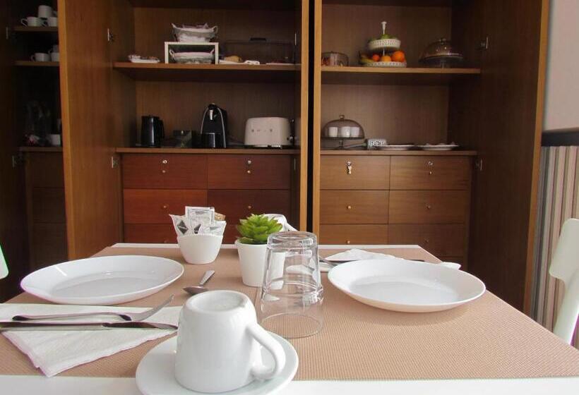 تختخواب و صبحانه Room 56   Le Dimore