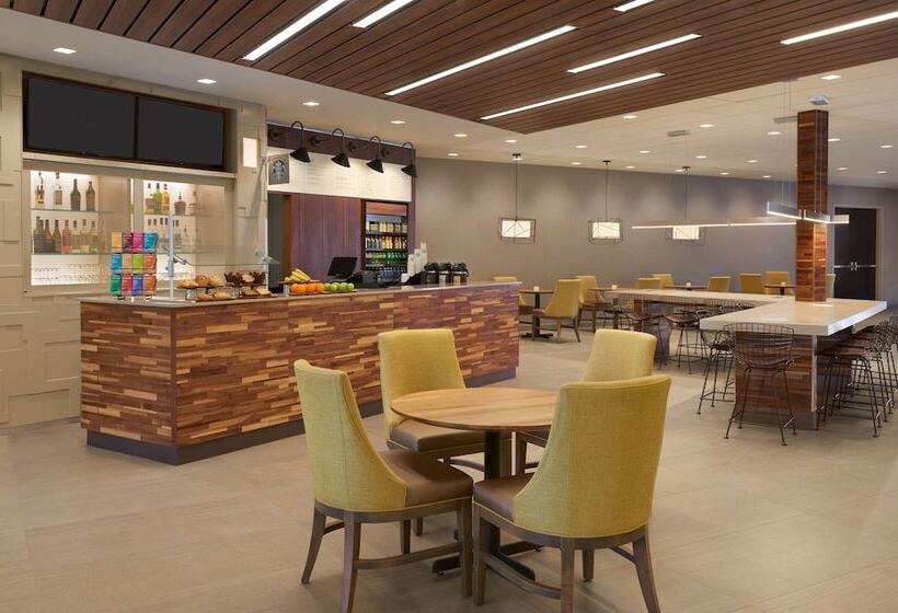 Szálloda Courtyard By Marriott Oshawa