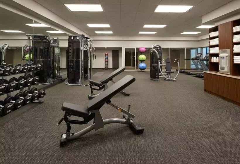 Hotelli Courtyard By Marriott Oshawa