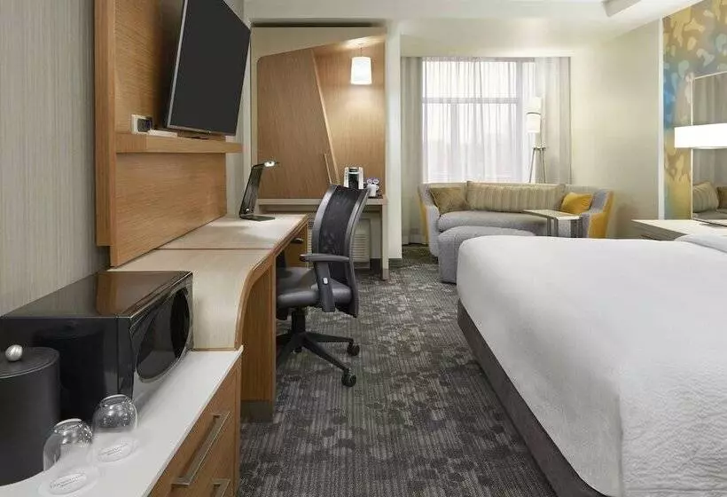 Hotelli Courtyard By Marriott Oshawa