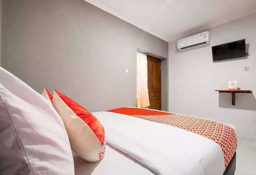 Hotelli Crown Residence Near Tugu Yogyakarta Mitra Reddoorz