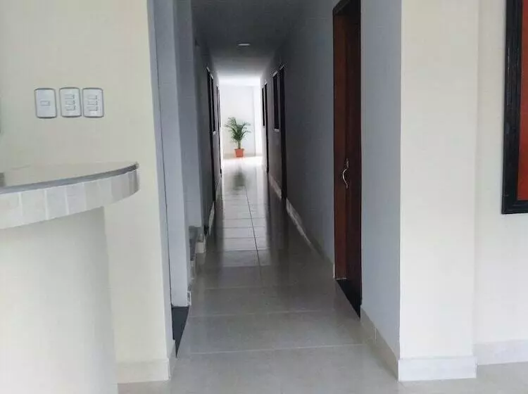 ホテル Casa Jenifer Spa Mompoxx