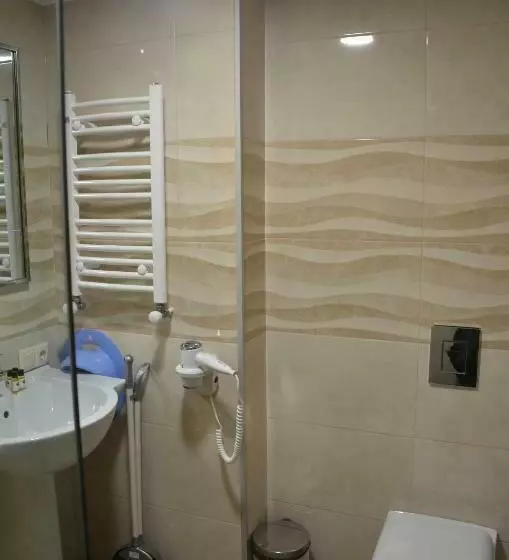 هتل Orbi Palace Deluxe Bakuriani Room 406