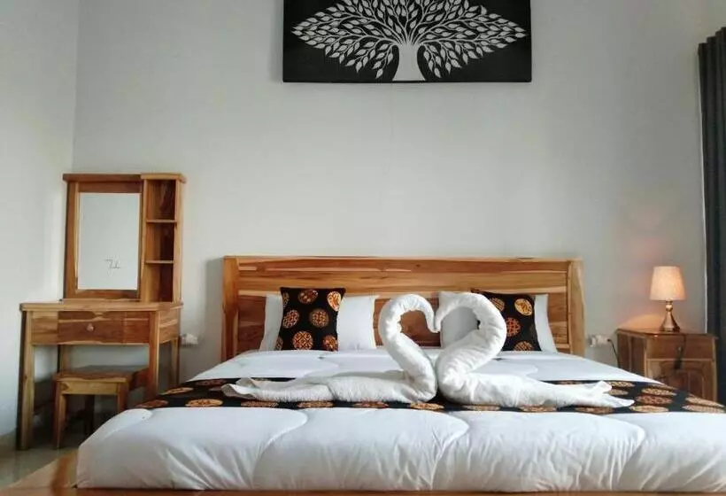 Majatalo Batur Pyramid Guesthouse