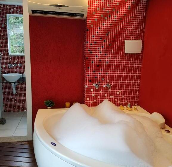 پانسیون Bombinhas Guest House