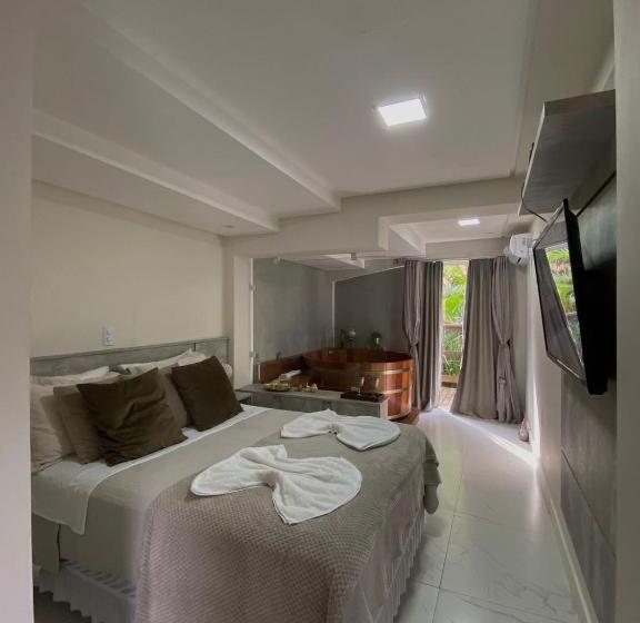 پانسیون Bombinhas Guest House