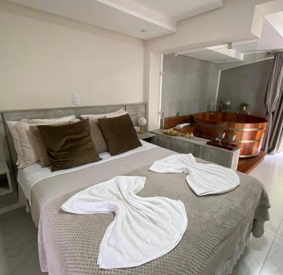 پانسیون Bombinhas Guest House