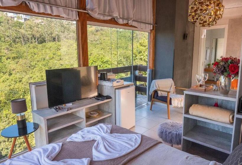 پانسیون Bombinhas Guest House