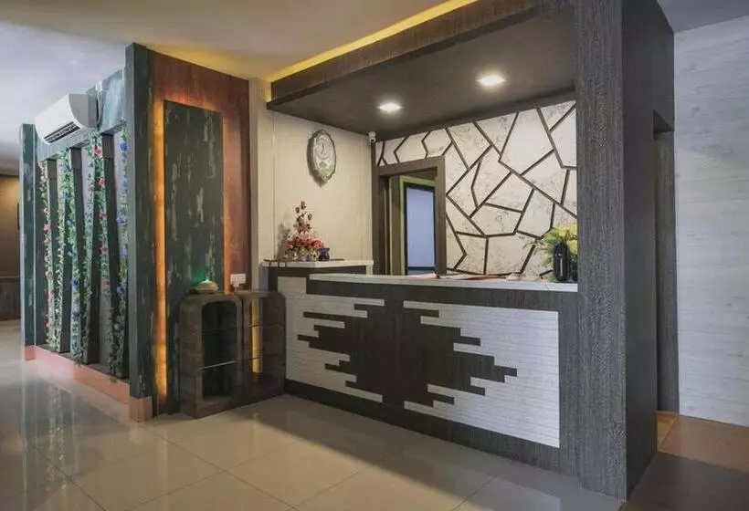 ペンション Reddoorz Plus Near Pantai Coastarina 2 Batam